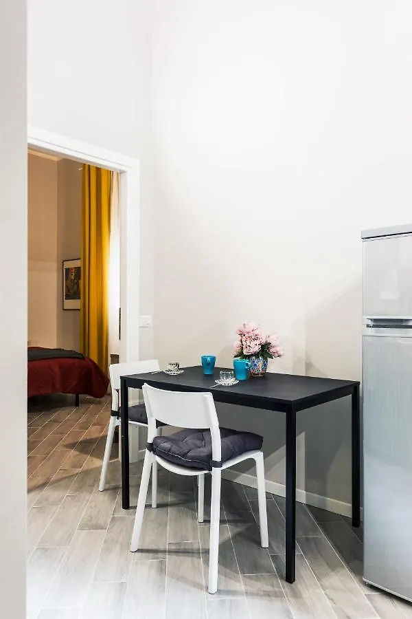מילאנו Cozy And Warm 1 Bedroom Apt - Via Sapeto 0*,  איטליה